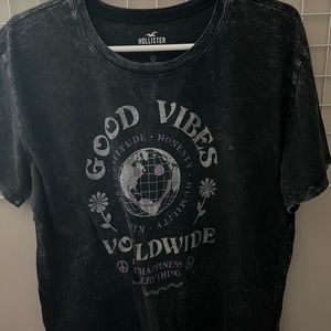 Holister Graphic Tee